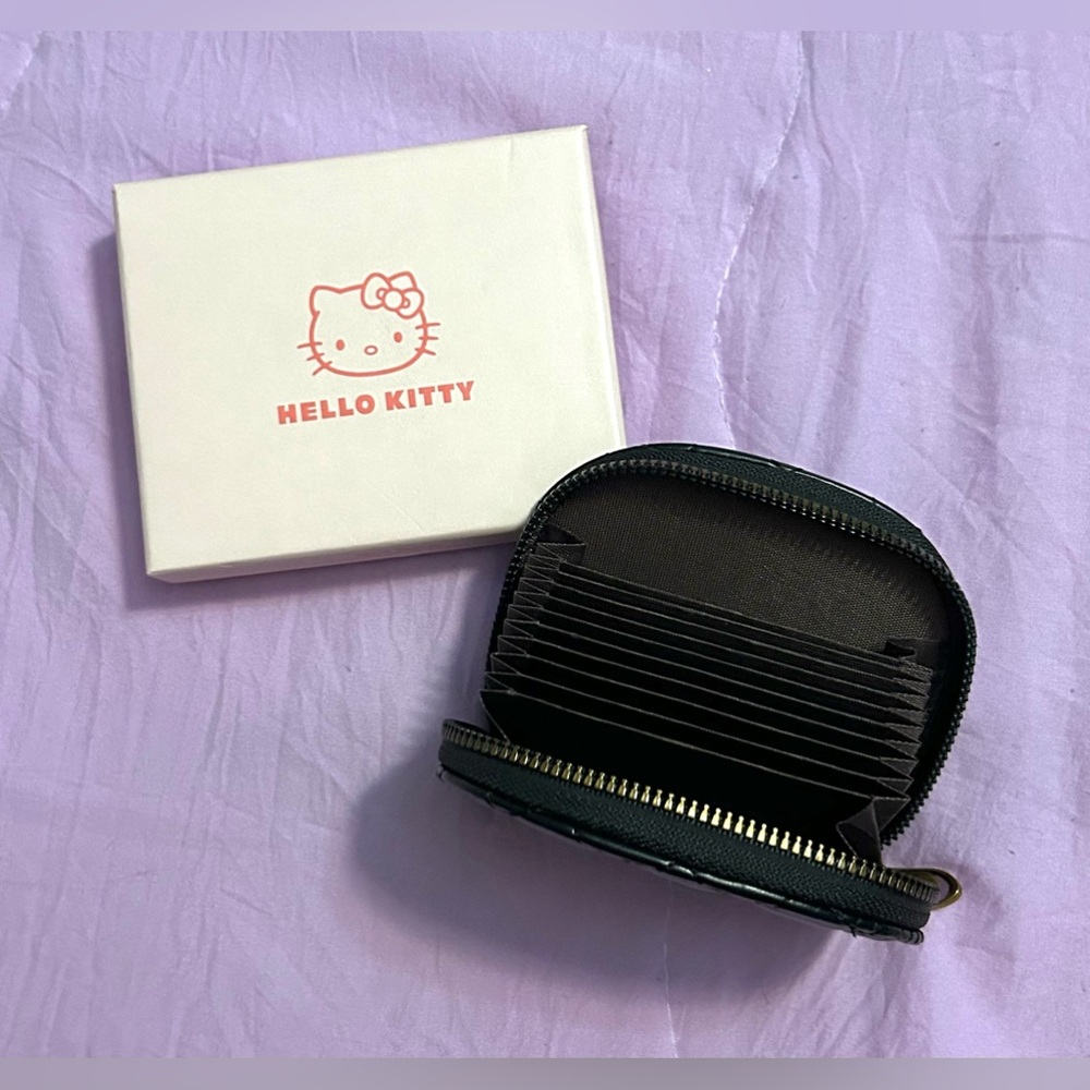 Hello Kitty Card Wallet - Picture 2 of 5
